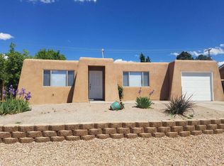 648 Turner Dr NE, Albuquerque, NM 87123