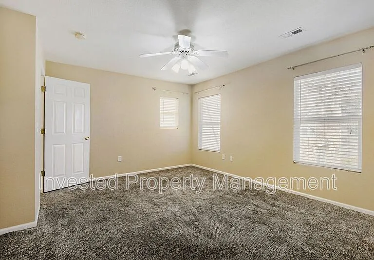 11602 Fenwick Cir — Photo 13