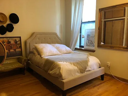 Rented by Warren T Real Estate Corp. | media 14