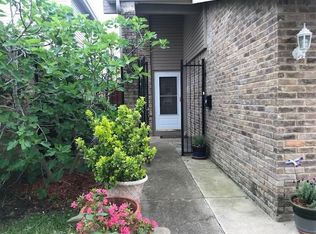 402 Santa Rosa Dr, Garland, TX 75043