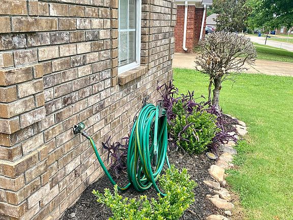 5th image of 3766 Conrail Cir