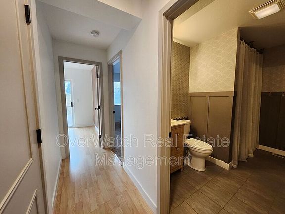 3rd image of 3841 Sycamore Loop