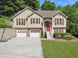 5070 Puritan Dr, Sugar Hill, GA 30518
