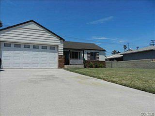 4th image of 1045 E Granada Ct