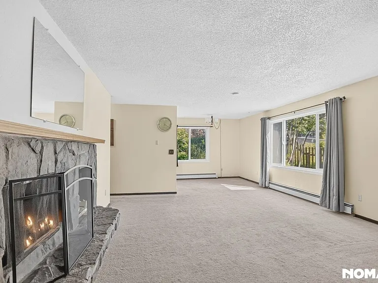 8317 Jewel Lake Rd #B — Photo 17