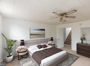 225 Monmouth St, Gloucester City, NJ 08030