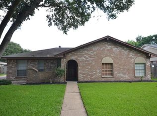 5309 Woodville Ln, Pearland, TX 77584