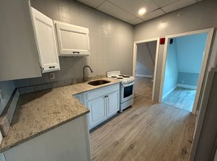 14 Northampton St #3-R, Worcester, MA 01605