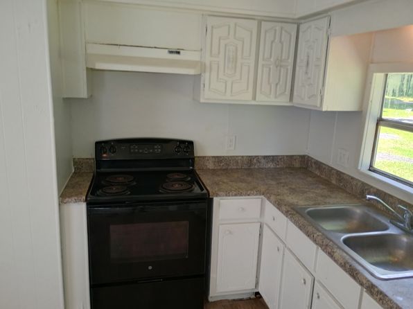 213 NW Deer Run Gln