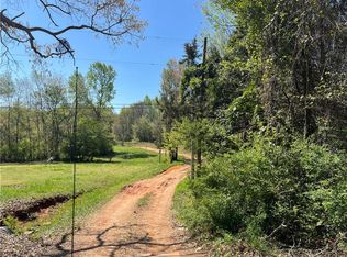 121 Carver Dr, Jefferson, GA 30549