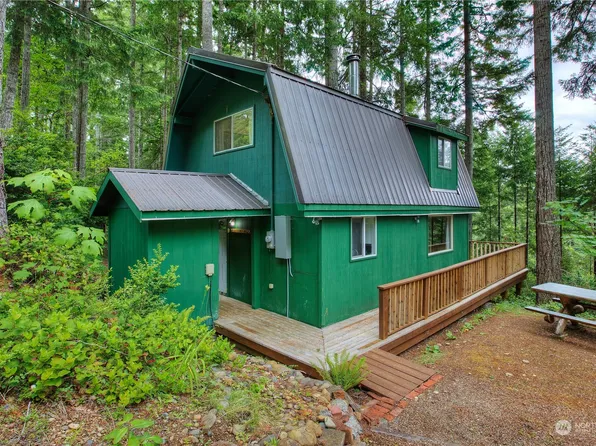131 N Colony Surf Drive, Lilliwaup, WA 98555
