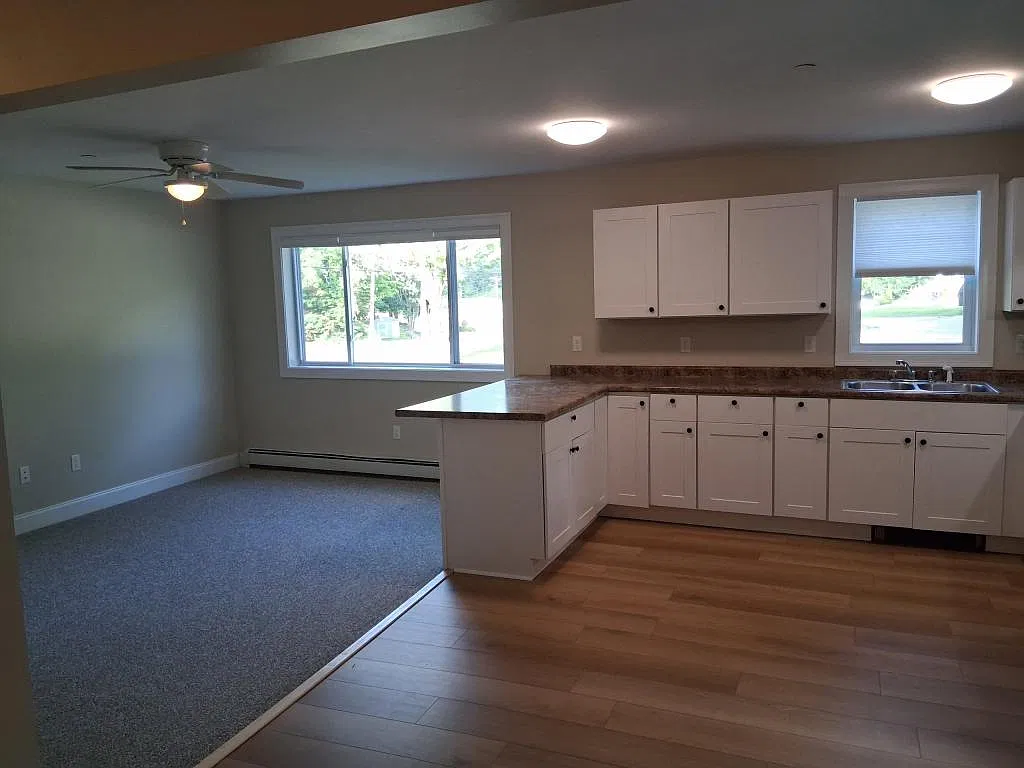 4 Berwick Drive — Photo 3