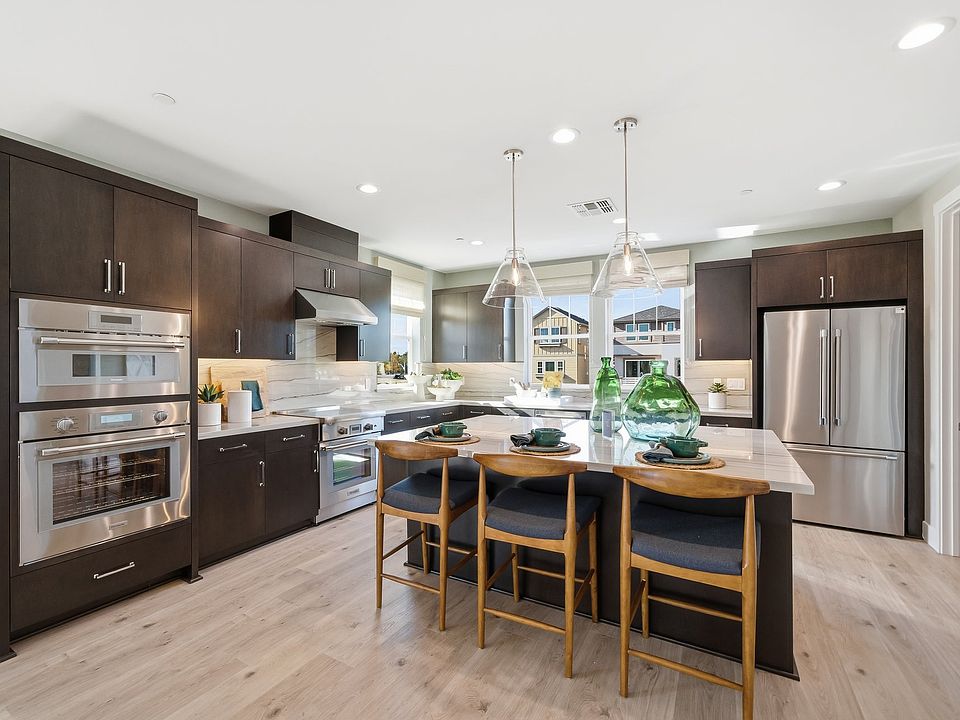 Verdello at Arroyo Crossings in Livermore, CA by Trumark Homes I Verdello Residence 1 Model I Kitche