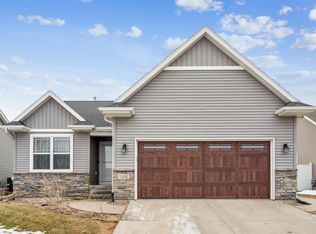 1506 Hummingbird Cir, Waterloo, IA 50702