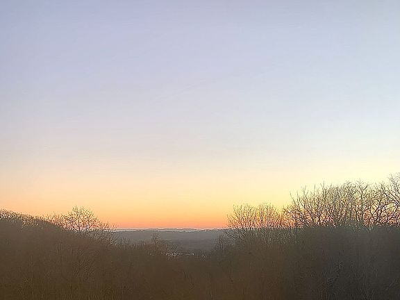 4th image of 8733 Haselton Rd