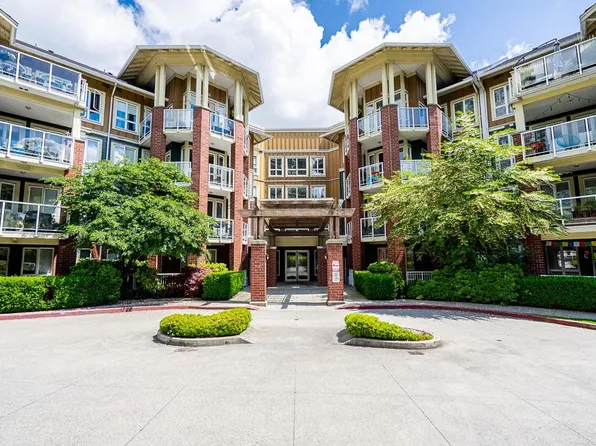 14 E Royal Ave #316, New Westminster, BC V3L 5W5