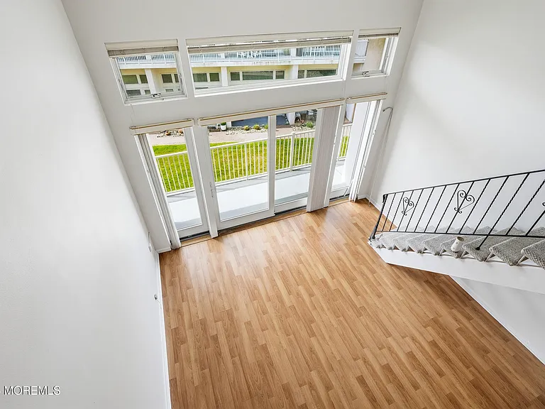 448 Ocean Ave #14B — Photo 9