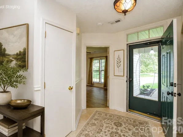 3300 Braefield Dr, Indian Trail, NC 28079
