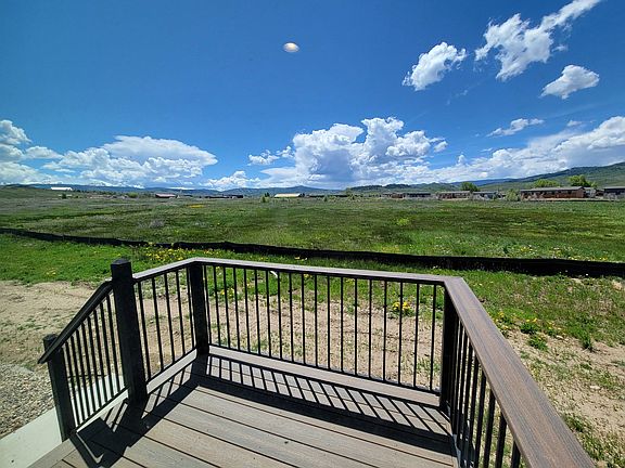5th image of 551 Summit Trl #Exfhp5