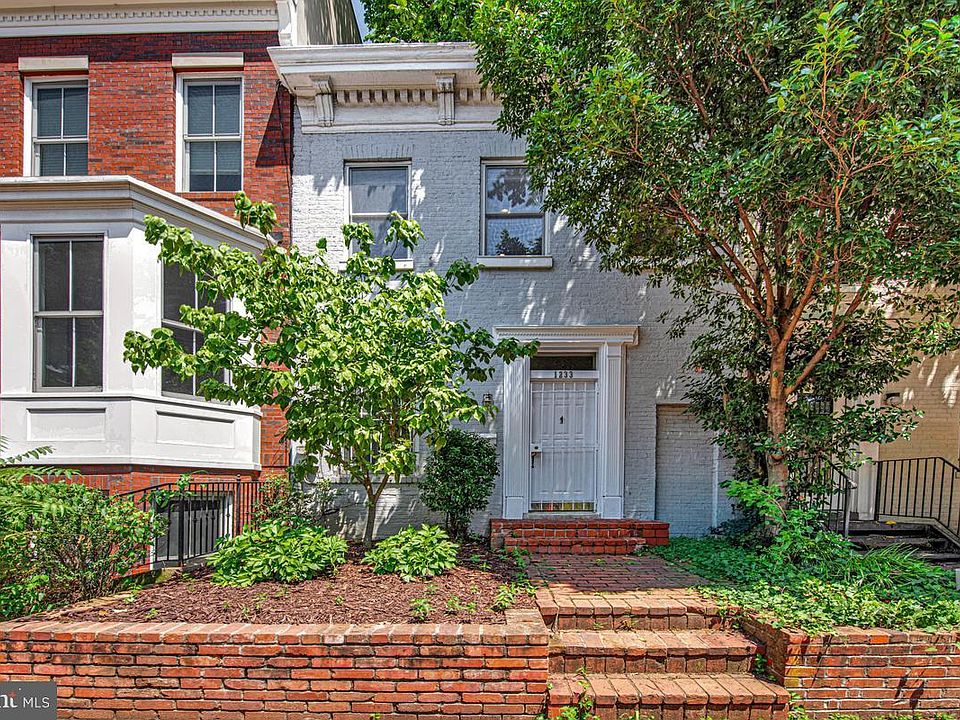 1st image of 1233 4th St NW