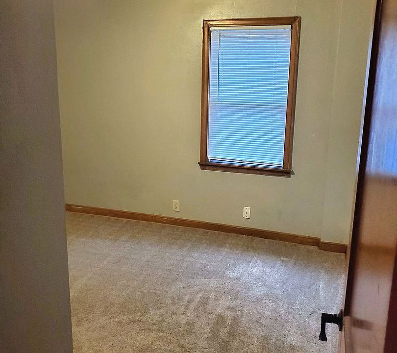 400 7th Multi 400 7th St Baraboo WI Zillow