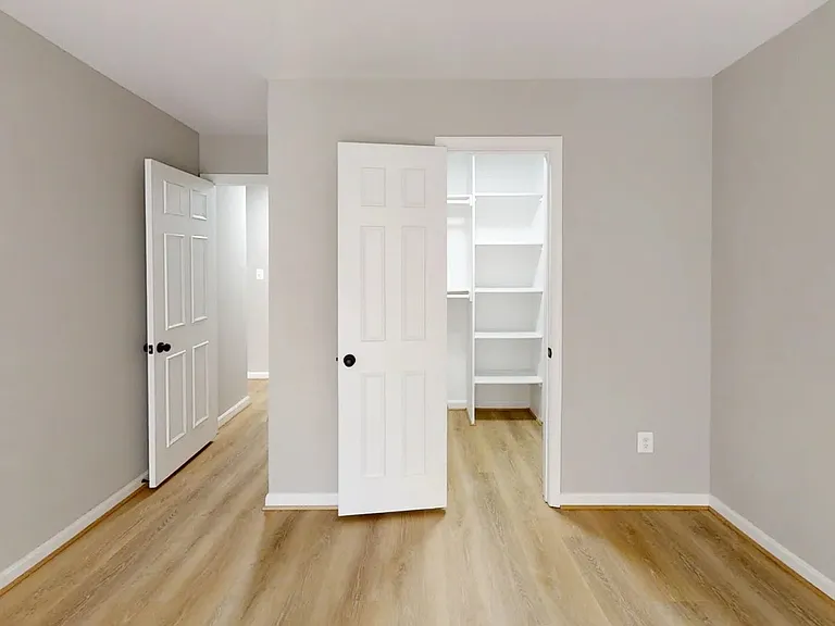 3050 Trevor House Dr — Photo 1