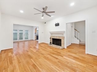 11711 Memorial Dr APT 639, Houston, TX 77024