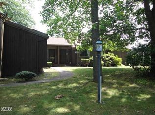 204 Acorn Ln #A, Stratford, CT 06614