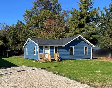 982 8th St NW, Linton, IN, 47441