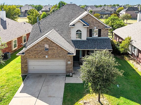 5th image of 8273 Robertson Dr