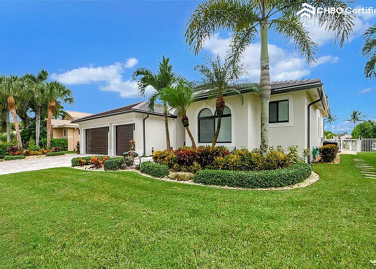 11618 Manatee Bay Ln — Photo 49