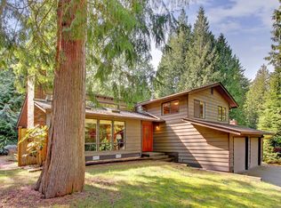 890 Highwood Dr SW, Issaquah, WA 98027