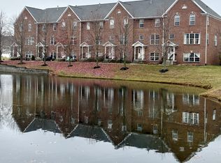 15324 Mystic Rock Dr, Carmel, IN 46033