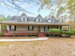 935 Whooping Creek Rd, Carrollton, GA 30116