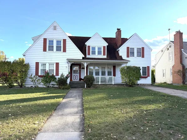 3009 Riverside Ave, Marinette, WI 54143