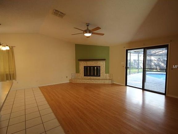 3rd image of 1160 Autumn Brook Cir
