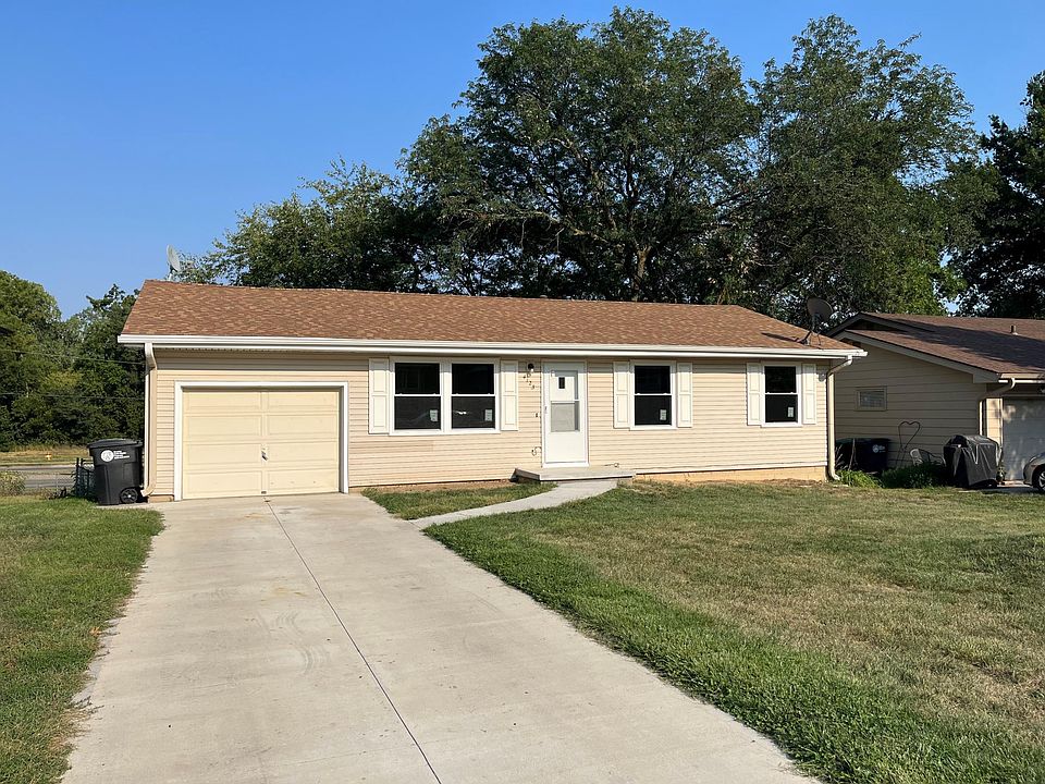 1st image of 4123 N 91st St
