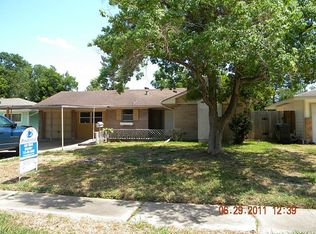 7022 Hendon Ln, Houston, TX 77074