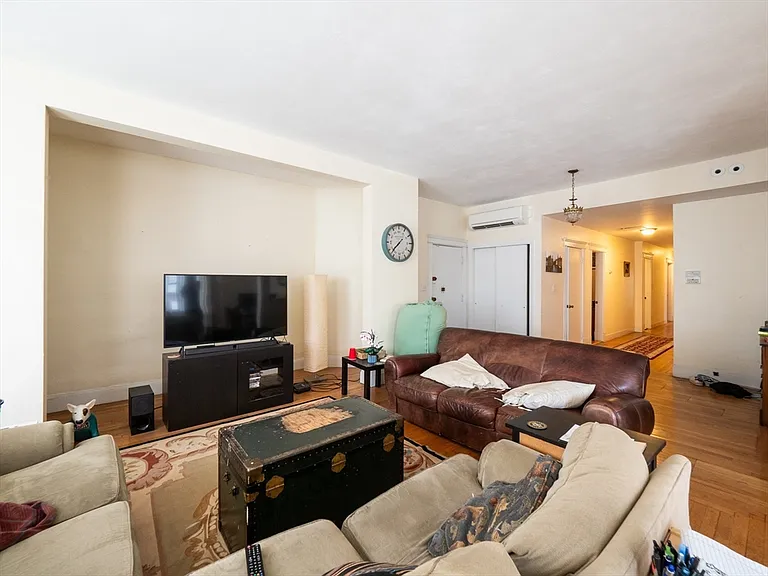 481 Boylston St #1 — Photo 3