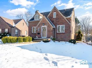 2421 Wildwood Blvd, Toledo, OH 43614