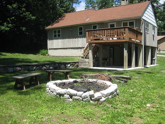 4th image of 105 Cedar Ln