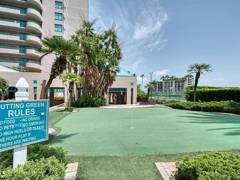 1560 Gulf Blvd #304 — Photo 39
