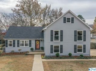 702 Versailles Dr SE, Huntsville, AL 35803