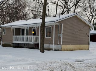 1927 22nd St, Des Moines, IA 50310