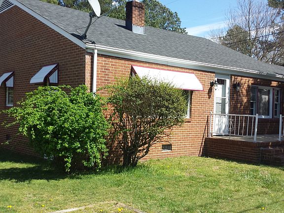 2nd image of 221 Stonewall St