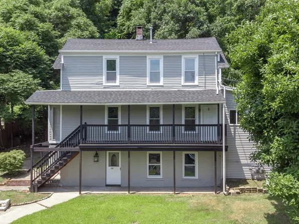19 Woodbridge Avenue, Ansonia, CT 06401