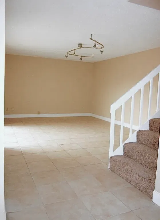 2 bed, 1260 sqft, $1,700 — Photo 4