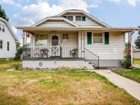 729 Camden St, South Bend, IN 46619