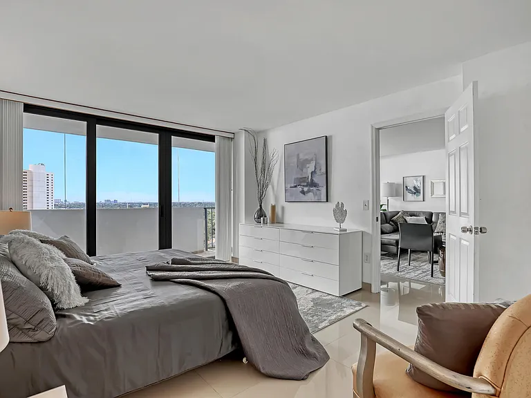 5600 N Flagler Dr #1510 — Photo 13