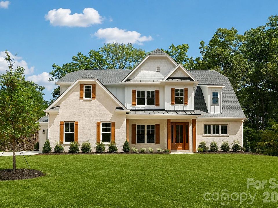 1st image of 332 Point Carpenter Rd